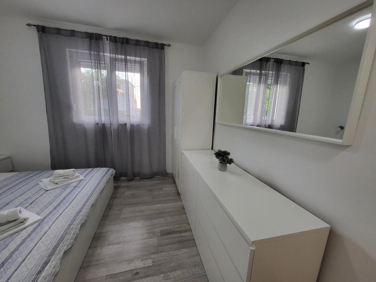 E&A Apartment Baska Voda Exterior photo